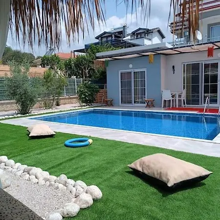 Seaside Villa *
